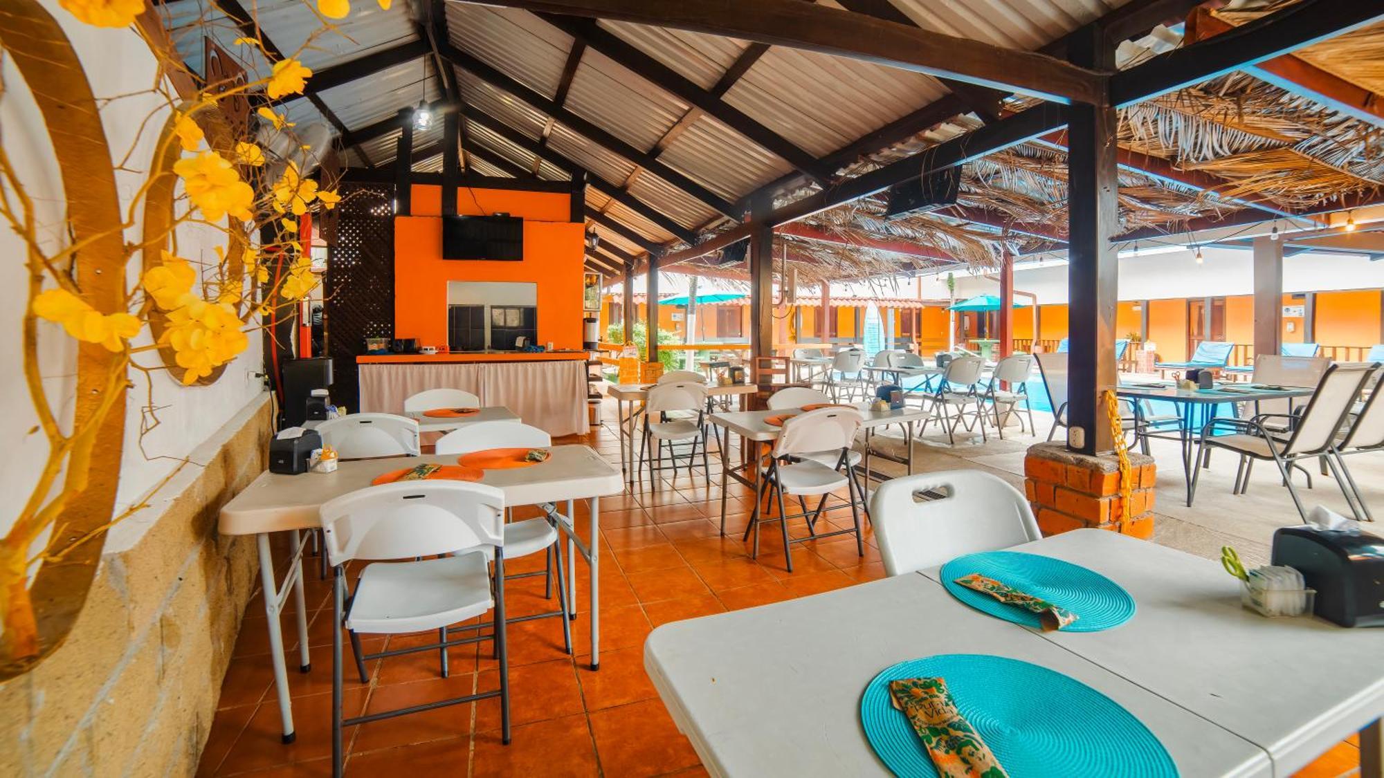 Hotel La Hacienda Quesada  Exterior photo